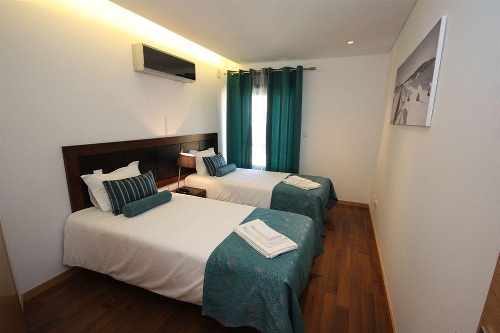 Baia Residence 3 - Holiday Apartments - By Sch 상 마르티뇨 두 포르투 외부 사진