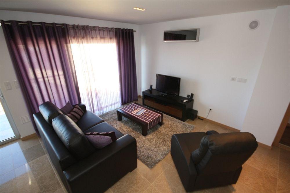 Baia Residence 3 - Holiday Apartments - By Sch 상 마르티뇨 두 포르투 외부 사진
