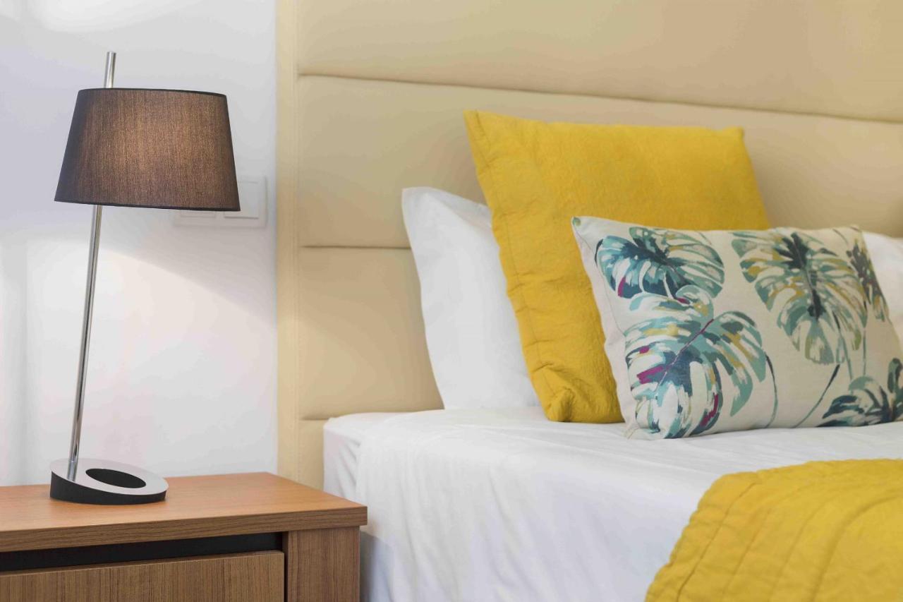 Baia Residence 3 - Holiday Apartments - By Sch 상 마르티뇨 두 포르투 외부 사진