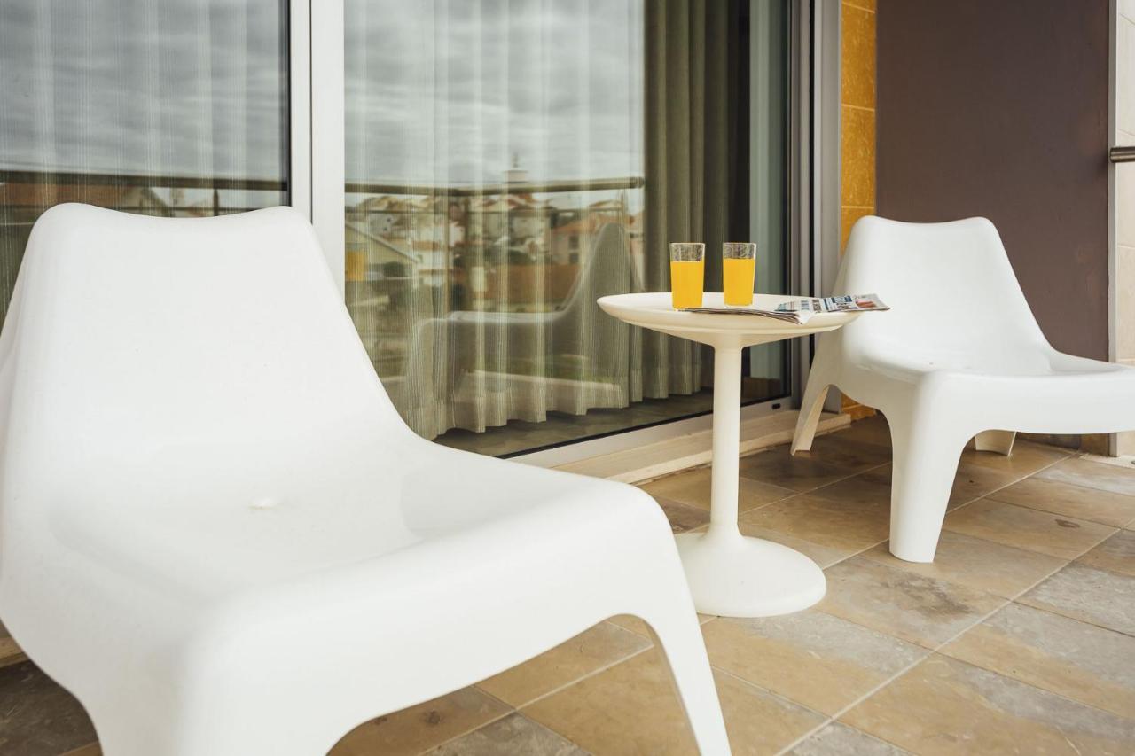 Baia Residence 3 - Holiday Apartments - By Sch 상 마르티뇨 두 포르투 외부 사진