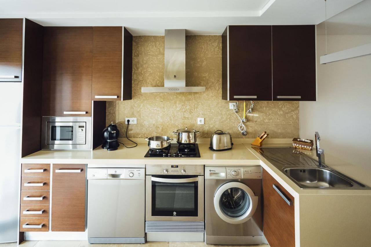 Baia Residence 3 - Holiday Apartments - By Sch 상 마르티뇨 두 포르투 외부 사진