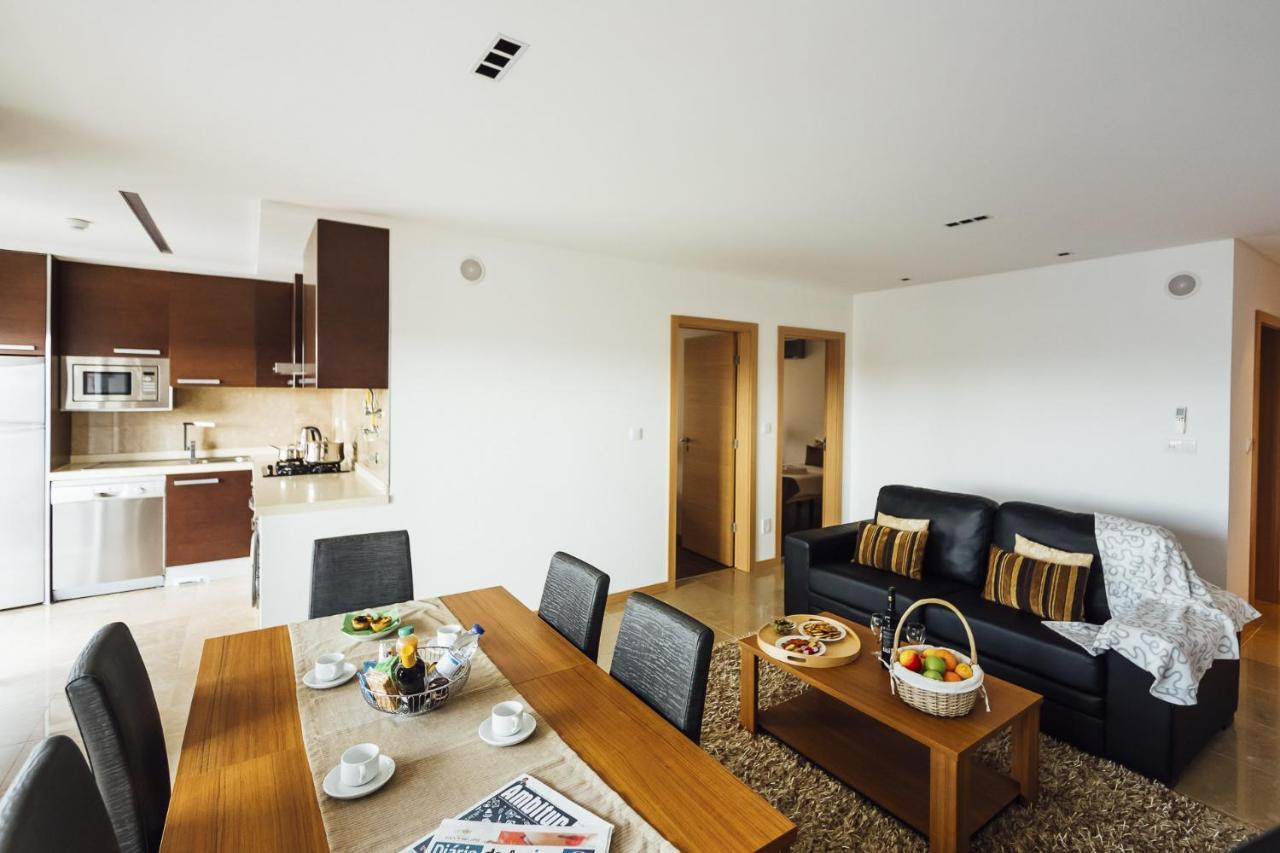 Baia Residence 3 - Holiday Apartments - By Sch 상 마르티뇨 두 포르투 외부 사진