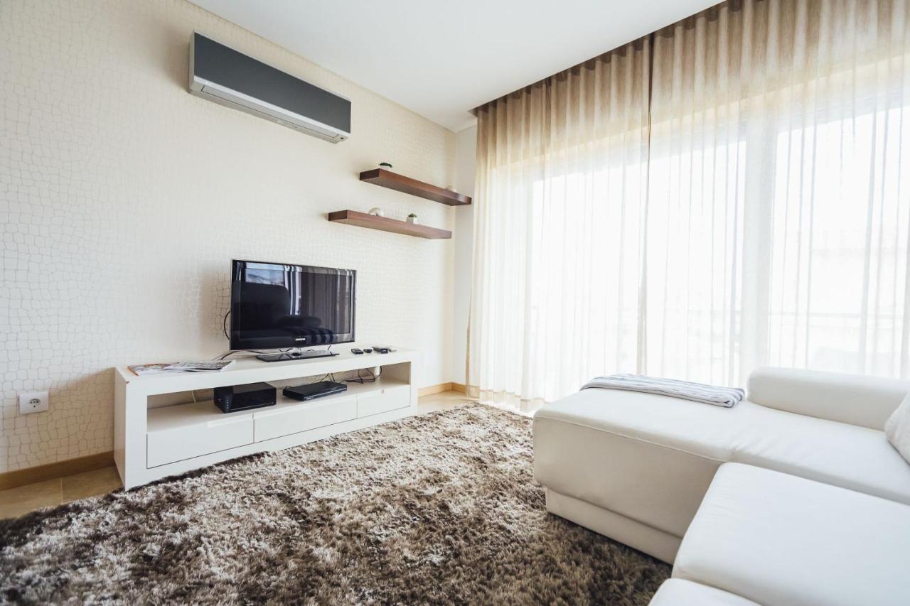 Baia Residence 3 - Holiday Apartments - By Sch 상 마르티뇨 두 포르투 외부 사진