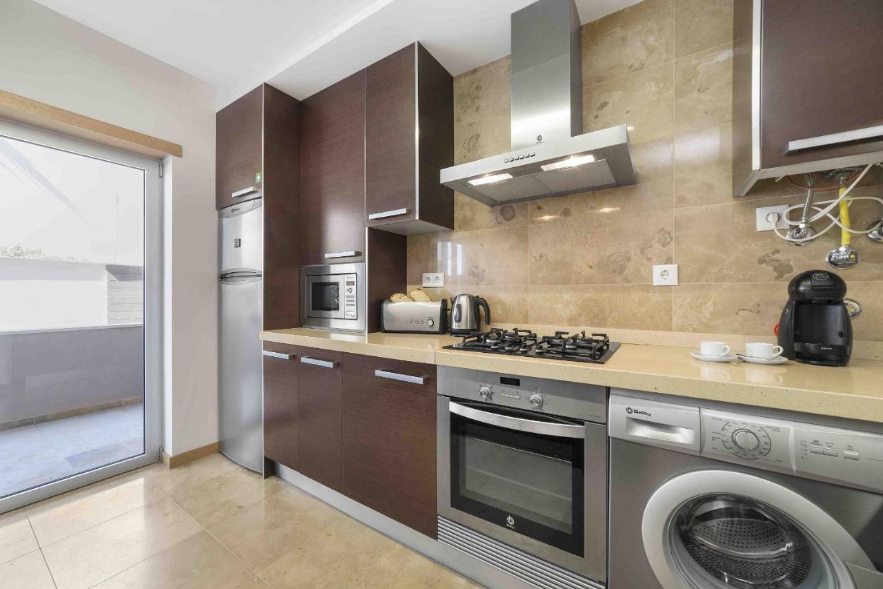 Baia Residence 3 - Holiday Apartments - By Sch 상 마르티뇨 두 포르투 외부 사진