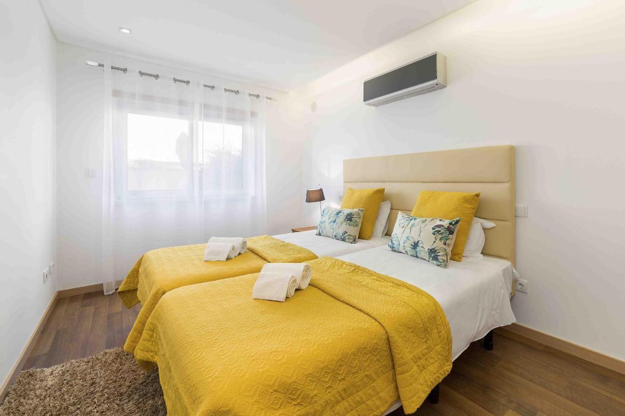 Baia Residence 3 - Holiday Apartments - By Sch 상 마르티뇨 두 포르투 외부 사진