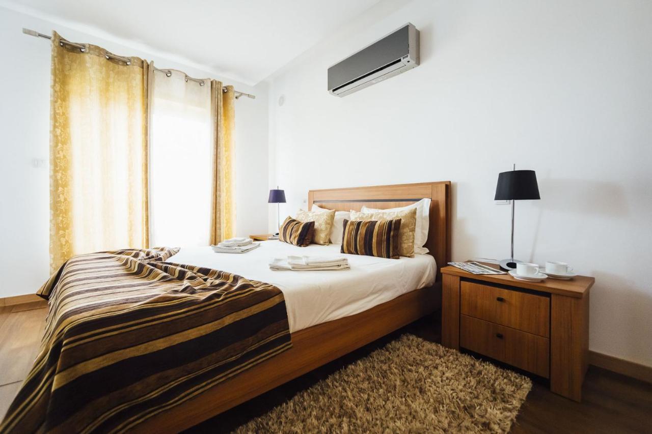 Baia Residence 3 - Holiday Apartments - By Sch 상 마르티뇨 두 포르투 외부 사진